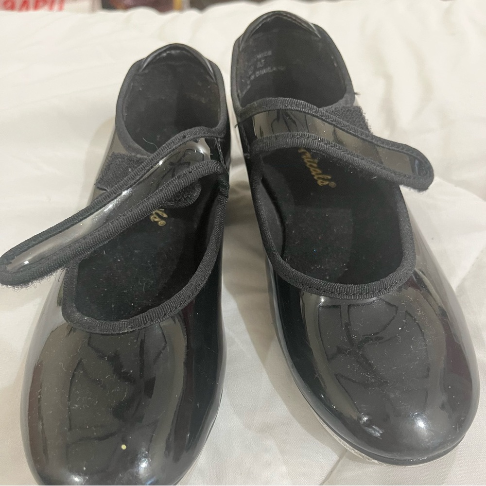 Girls tap shoes